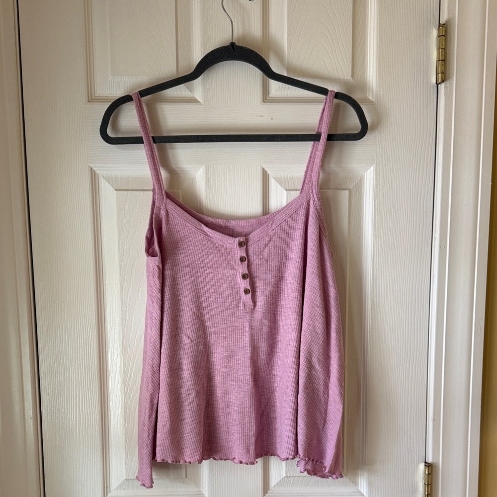 American Eagle Outfitters Pink Buttoned Camisole